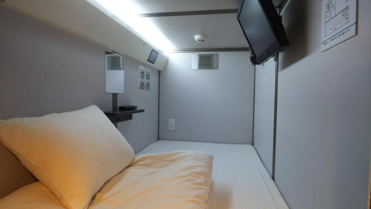 Kobe Capsule Hotel Seki Екстериор снимка