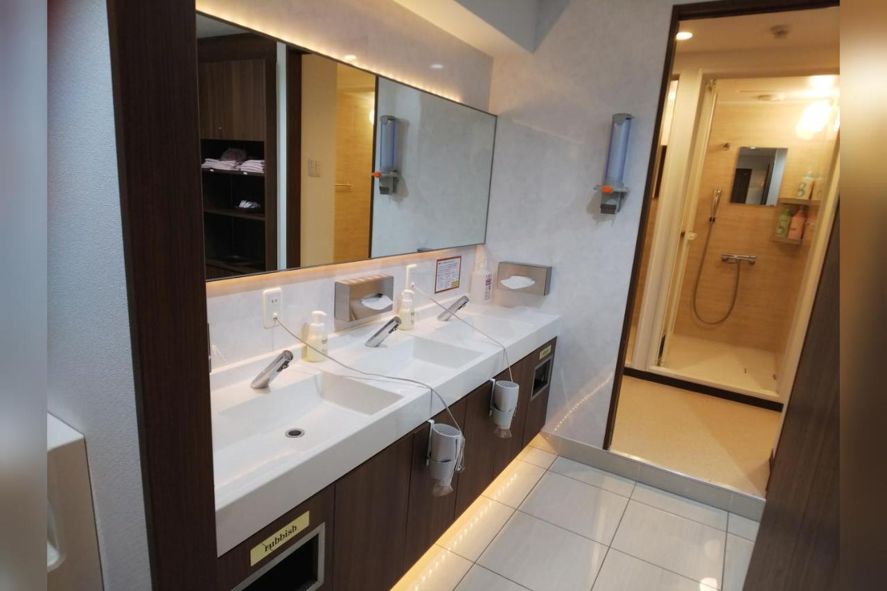 Kobe Capsule Hotel Seki Екстериор снимка